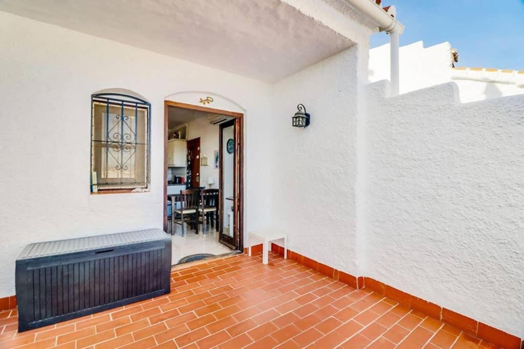 Capistrano Village, 1 Bedroom + Free Wi-Fi Nerja Dış mekan fotoğraf