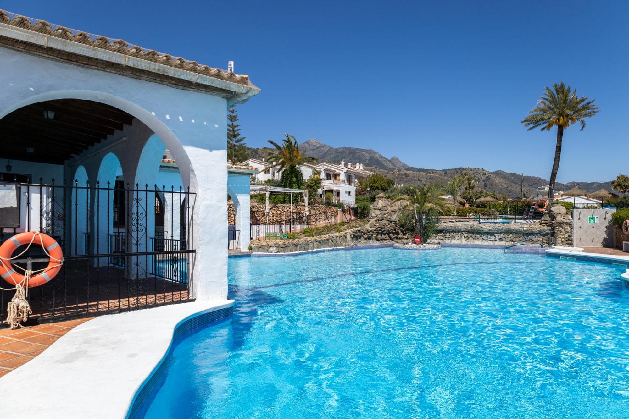 Capistrano Village, 1 Bedroom + Free Wi-Fi Nerja Dış mekan fotoğraf